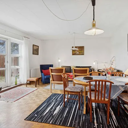 På Stor Tomt Med Vacker Utsikt Villa Nordenbro Vesteregn