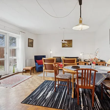 Villa På Stor Tomt Med Vacker Utsikt Nordenbro Vesteregn