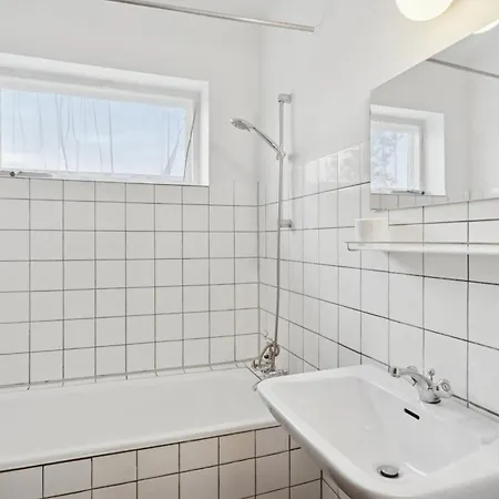 På Stor Tomt Med Vacker Utsikt * Nordenbro Vesteregn
