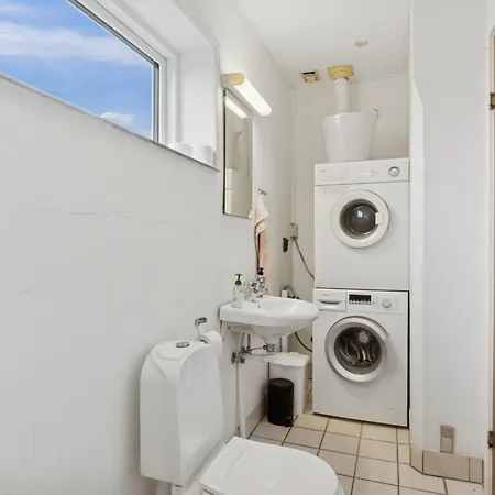 På Stor Tomt Med Vacker Utsikt Nordenbro Vesteregn