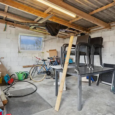 Villa På Stor Tomt Med Vacker Utsikt *